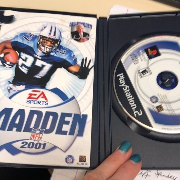 33. MADDEN NFL 2001 PlayStation 2 Video Game - Picture 7 of 7
